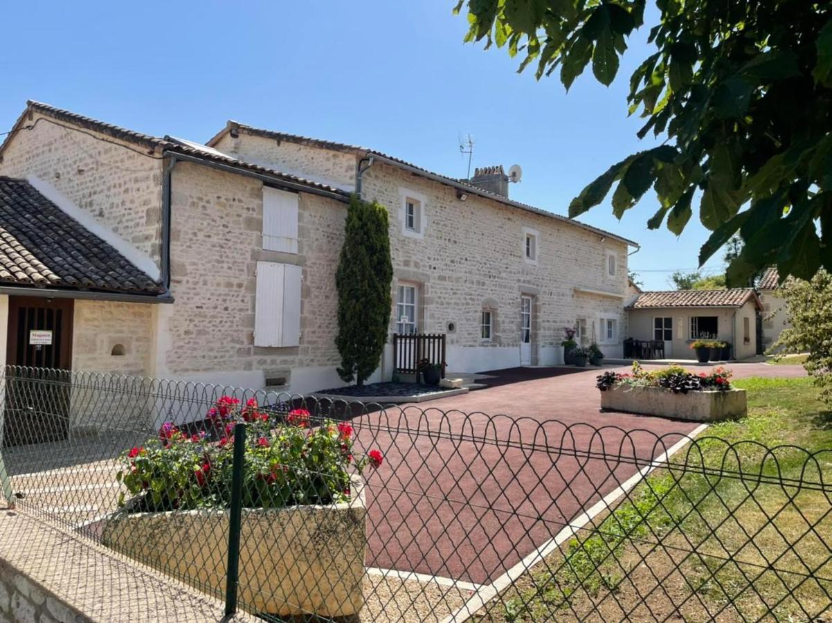 Chambres D'Hotes Du Puy D'Anche Sauzé-Vaussais Zewnętrze zdjęcie